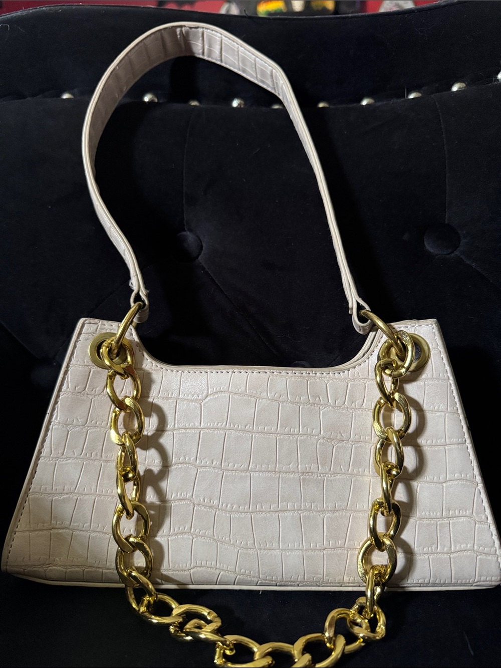 Cream Faux Croc-Embossed Shoulder Bag with Gold Chain